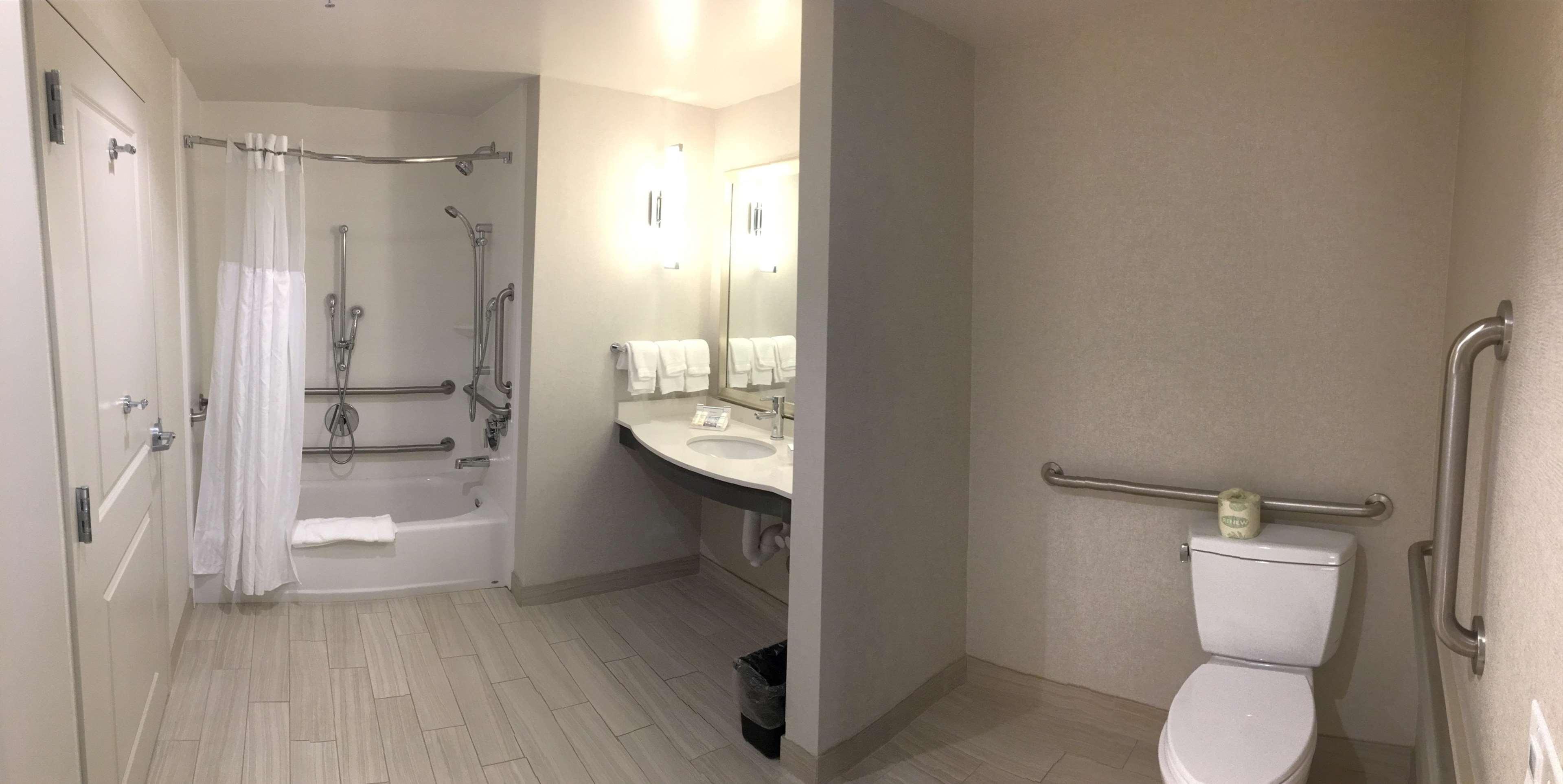 Hilton Garden Inn Lenox Pittsfield Extérieur photo