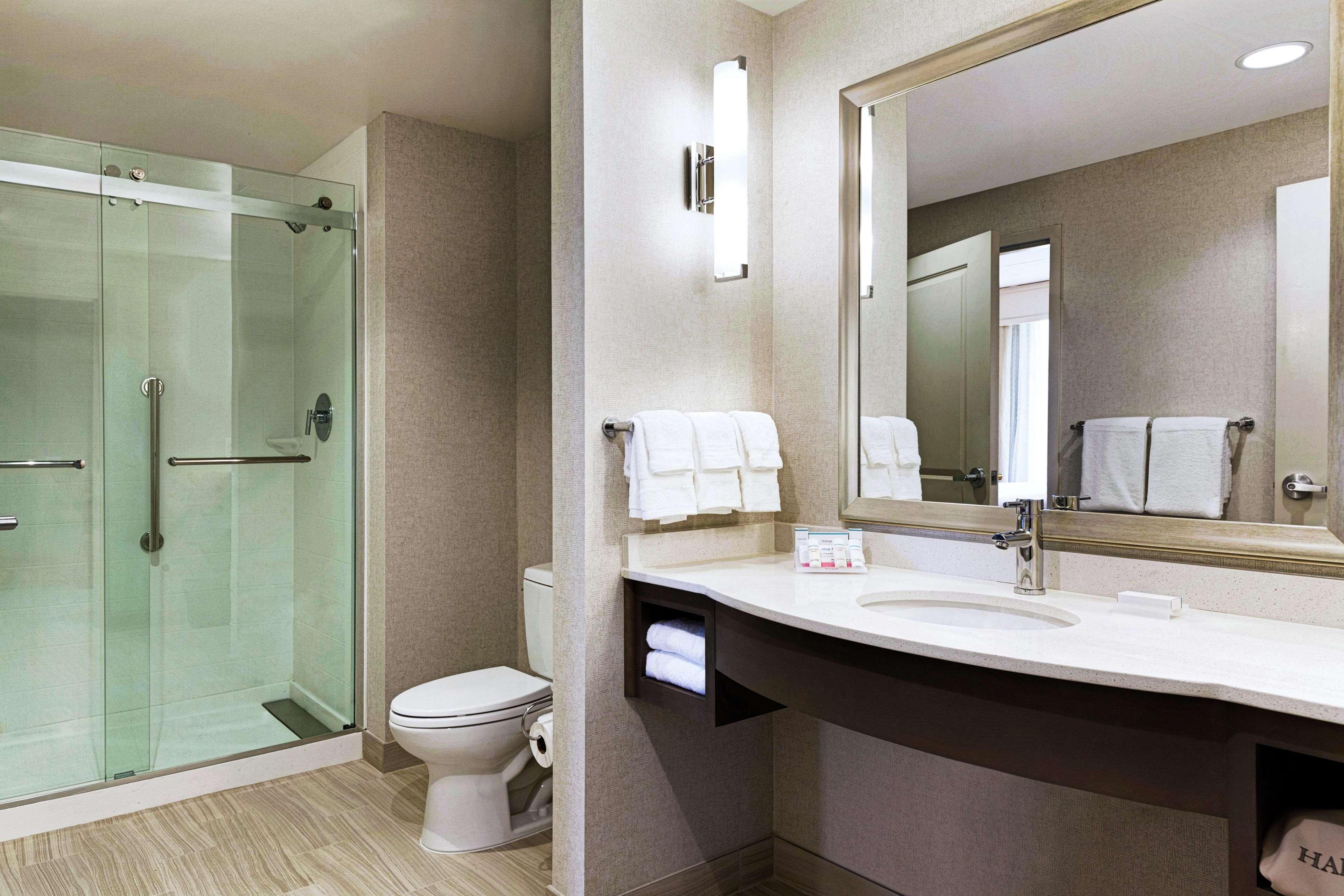 Hilton Garden Inn Lenox Pittsfield Extérieur photo