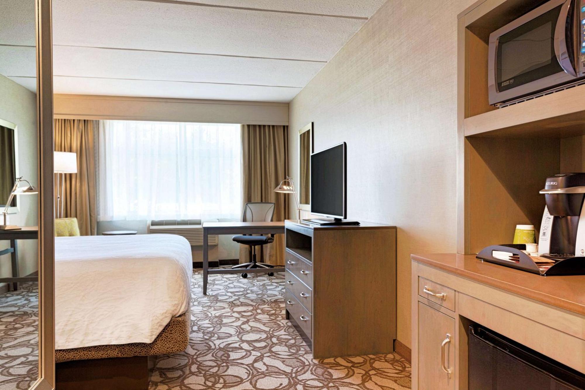 Hilton Garden Inn Lenox Pittsfield Extérieur photo